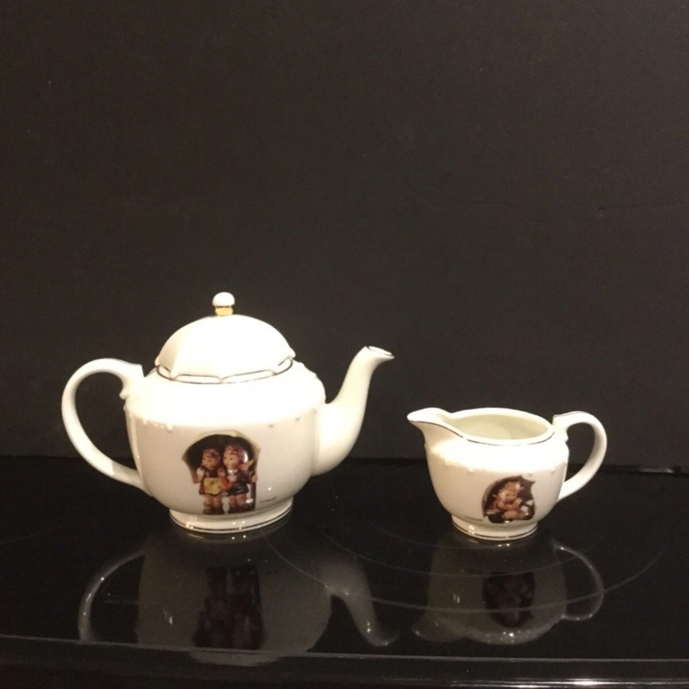 3pc M J Hummel Porcelain Tea Set "Stormy Weather"Umbrella Boy" The Danbury Mint.